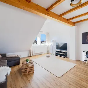 https://uber-den-dachern-mit-balkon-netflix-zentral.hannover-hotel.net